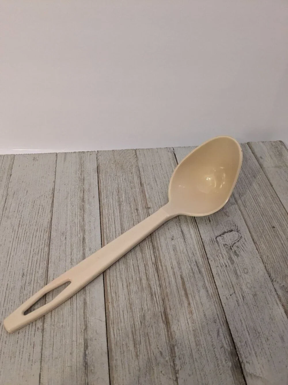 Vintage Tailor Made #1 Almond Nylon Plastic Ladle Dipper Spoon 10 1/2